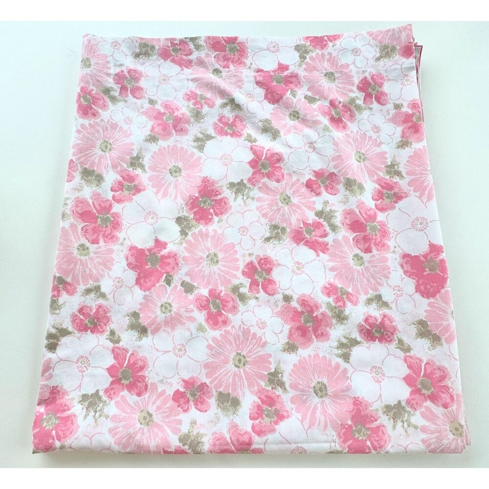 Vintage 70s flat/top sheet, pink floral bedsheet, queen size bed, Dan River